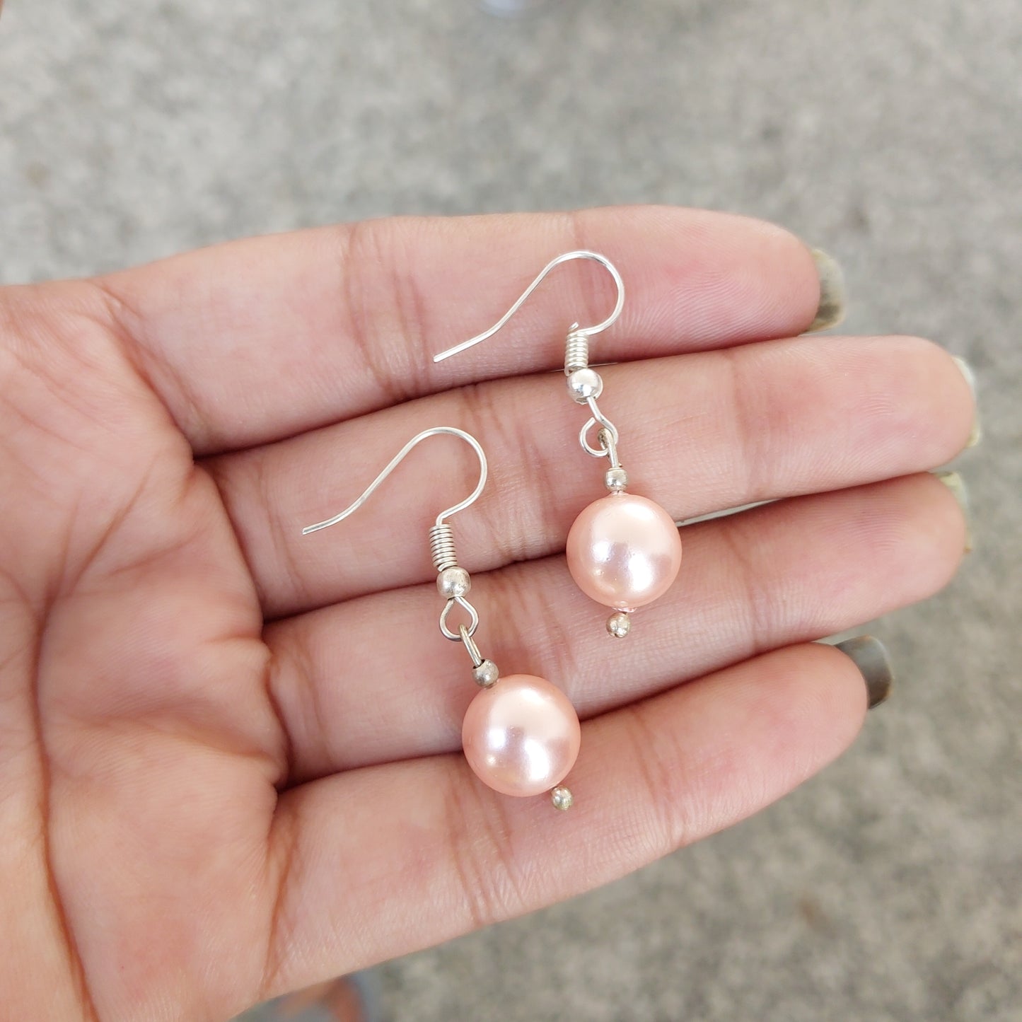 Imeora 10mm Cream Shell Pearl Earrings