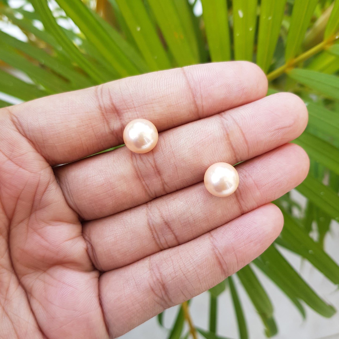 Cream Pearl Stud