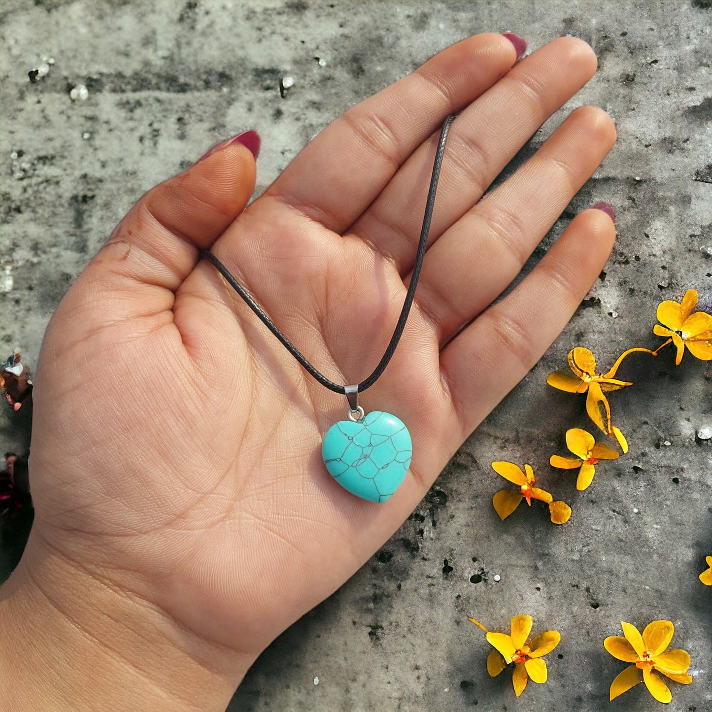 Heart Shape Stone Pendants With 17 Inches Leatherite Adjustable Chain