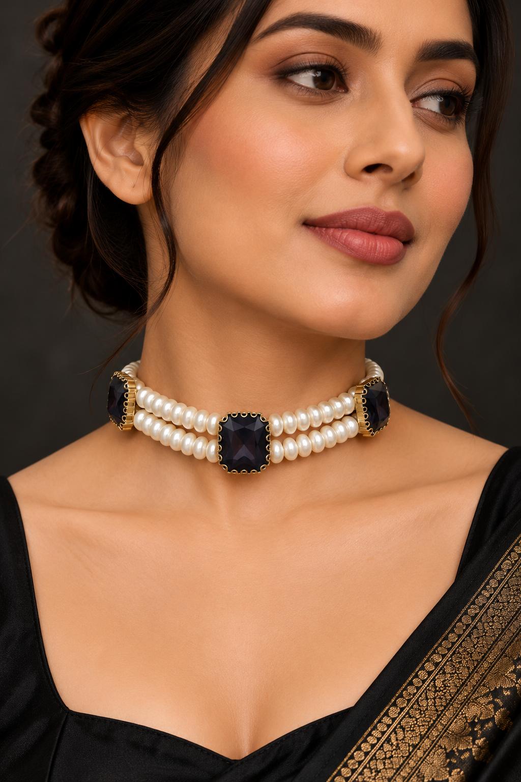 Midnight Noir Triple-Stone Pearl Choker