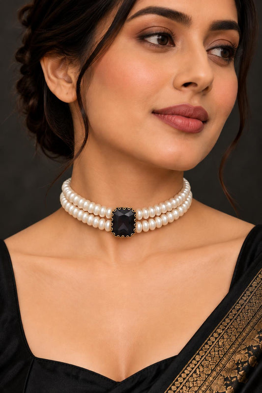 Midnight Solitaire Pearl Choker