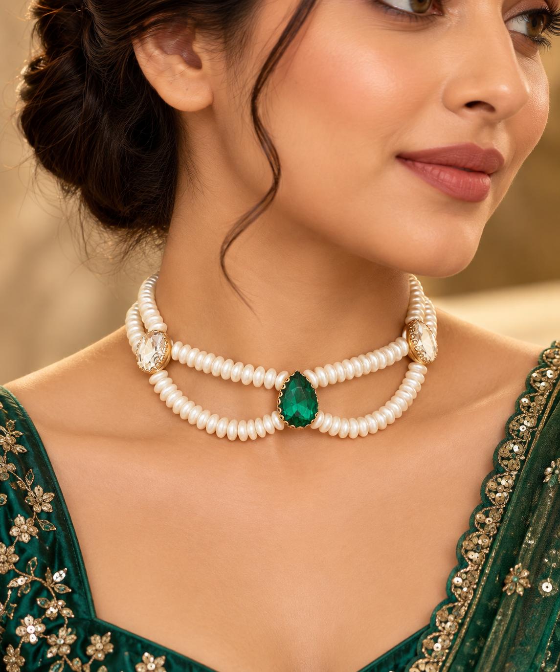 Emerald Heritage Double-Layer Pearl Choker
