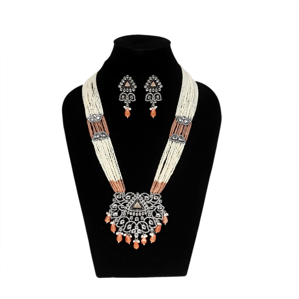 Brooke Pendant Necklace Set With Dori