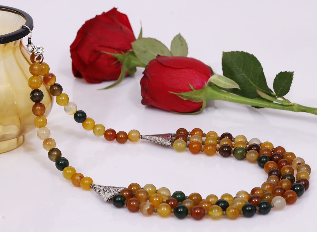 Imeora Tripple Line 10mm Agate Necklace With 8mm Earrings