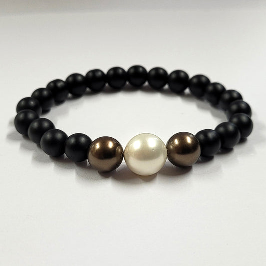 Chocolate And White Shell Pearls Bracelet With 8mm Black Beads