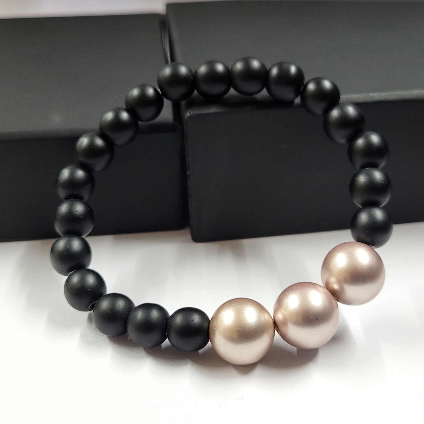 Chocolate Shell Pearls 12mm Bracelet With 8mm Black Beads