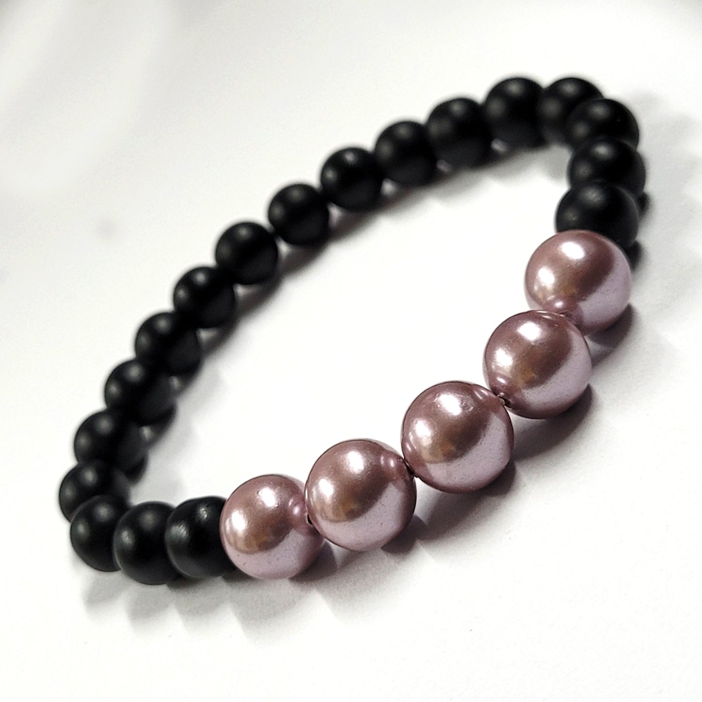 Peach Shell Pearls 10mm Bracelet With 8mm Black Beads