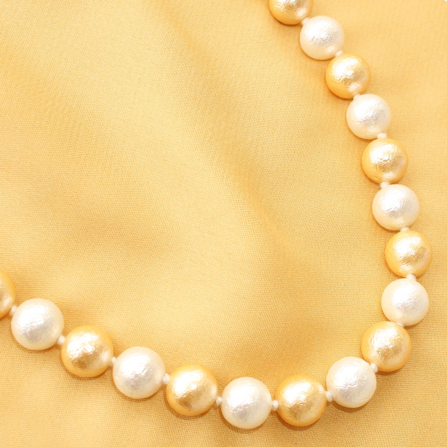 White Golden Pearl Necklace