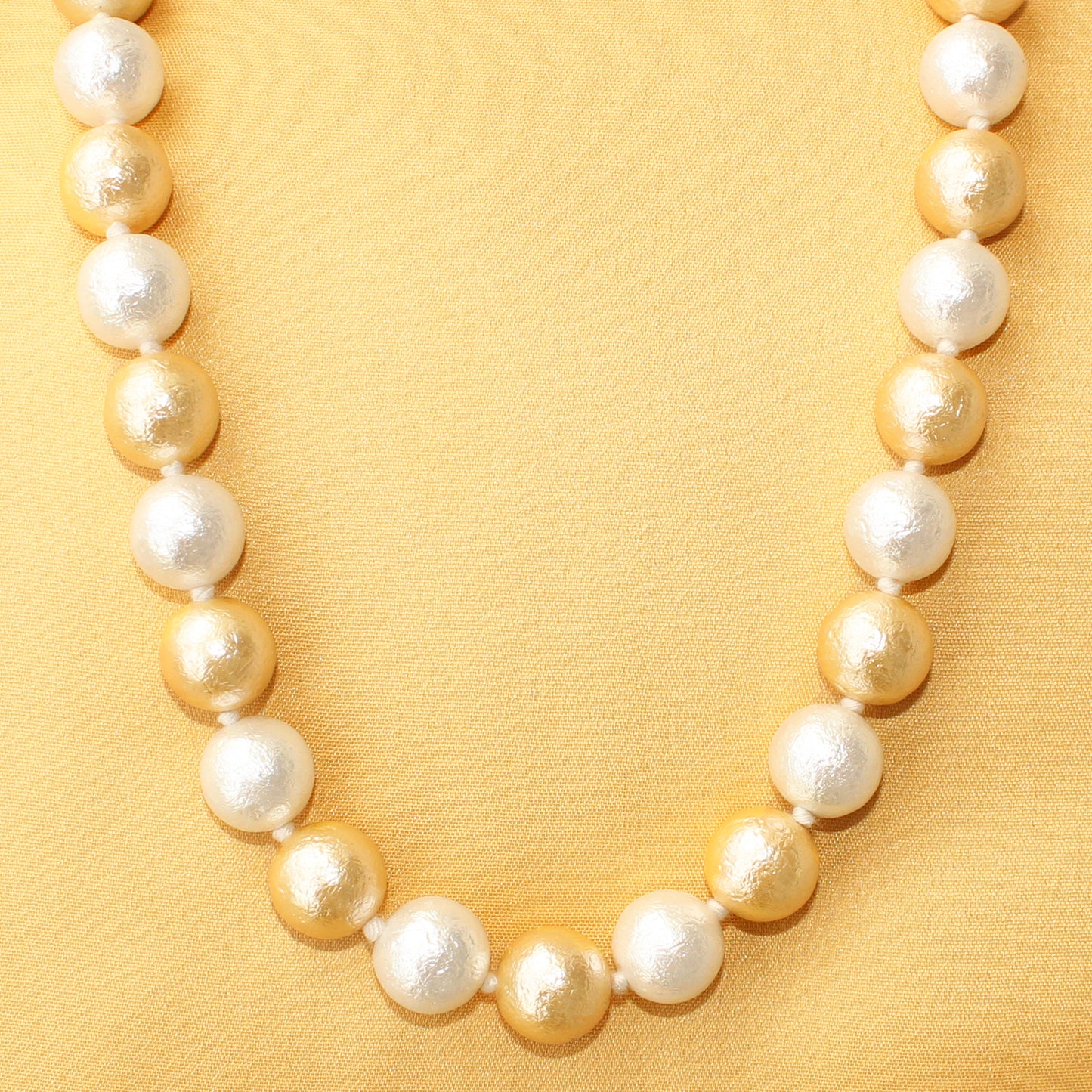 White Golden Pearl Necklace