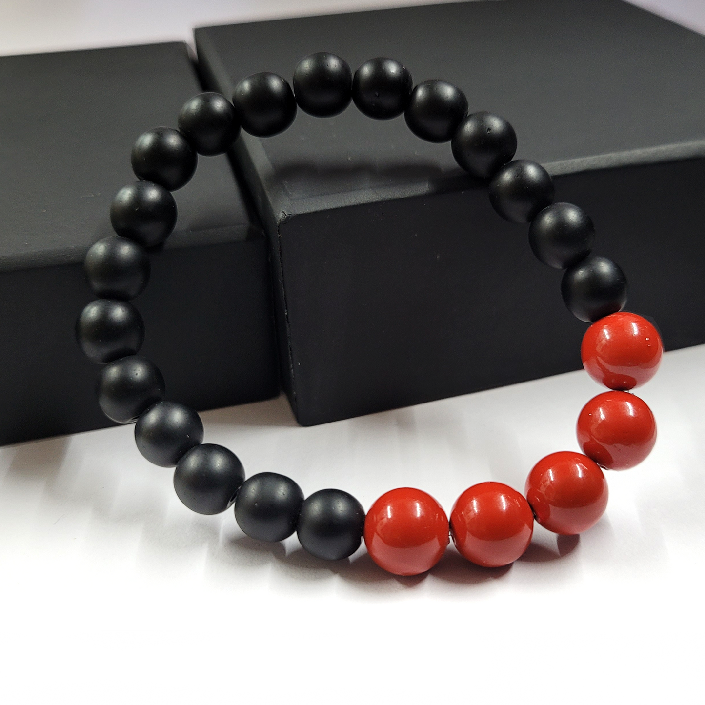 Red Shell Pearls 10mm Bracelet With 8mm Black Beads