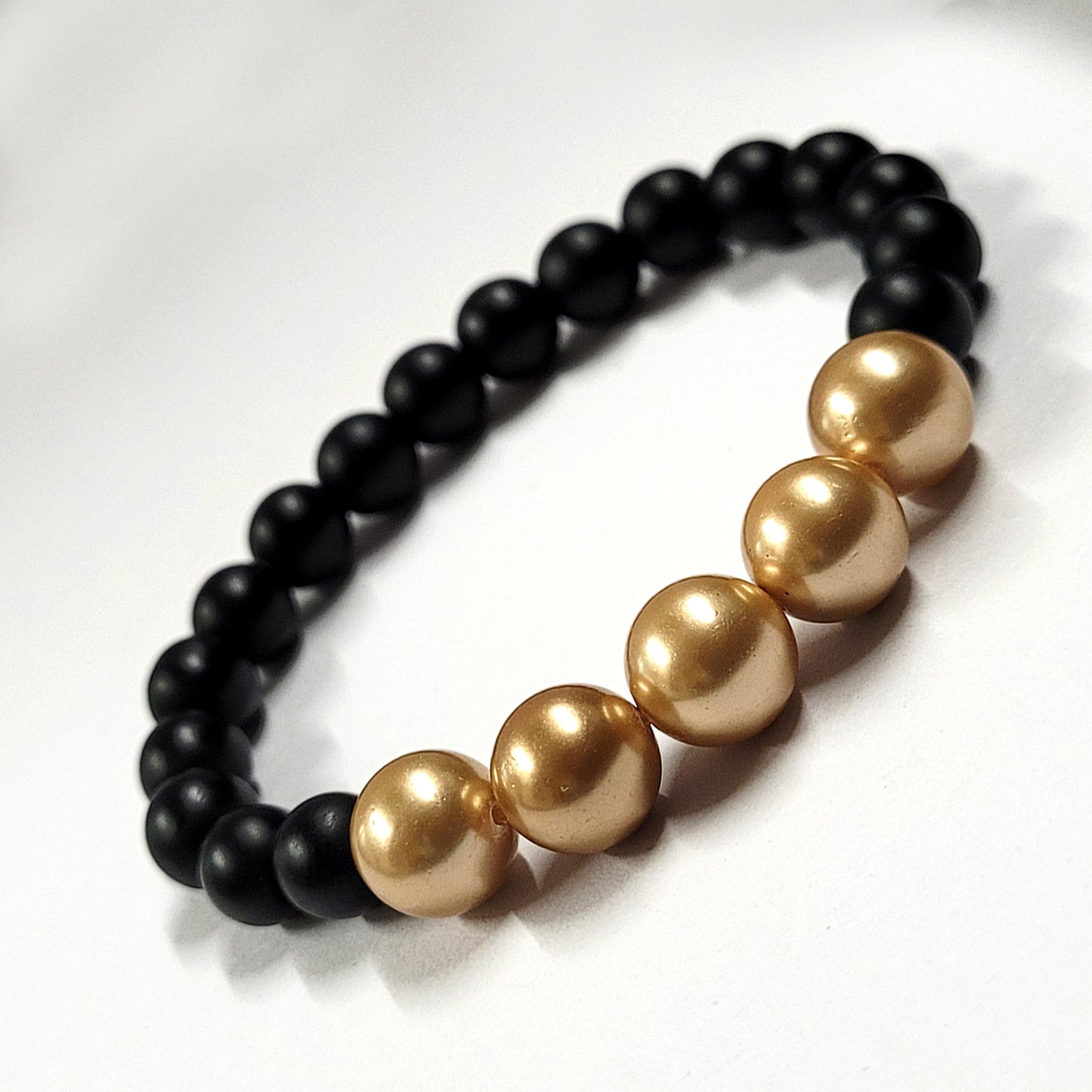 Chocolate Shell Pearls 10mm Bracelet With 8mm Black Beads