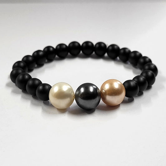 Multicolor Shell Pearls 12mm Bracelet With 8mm Black Beads