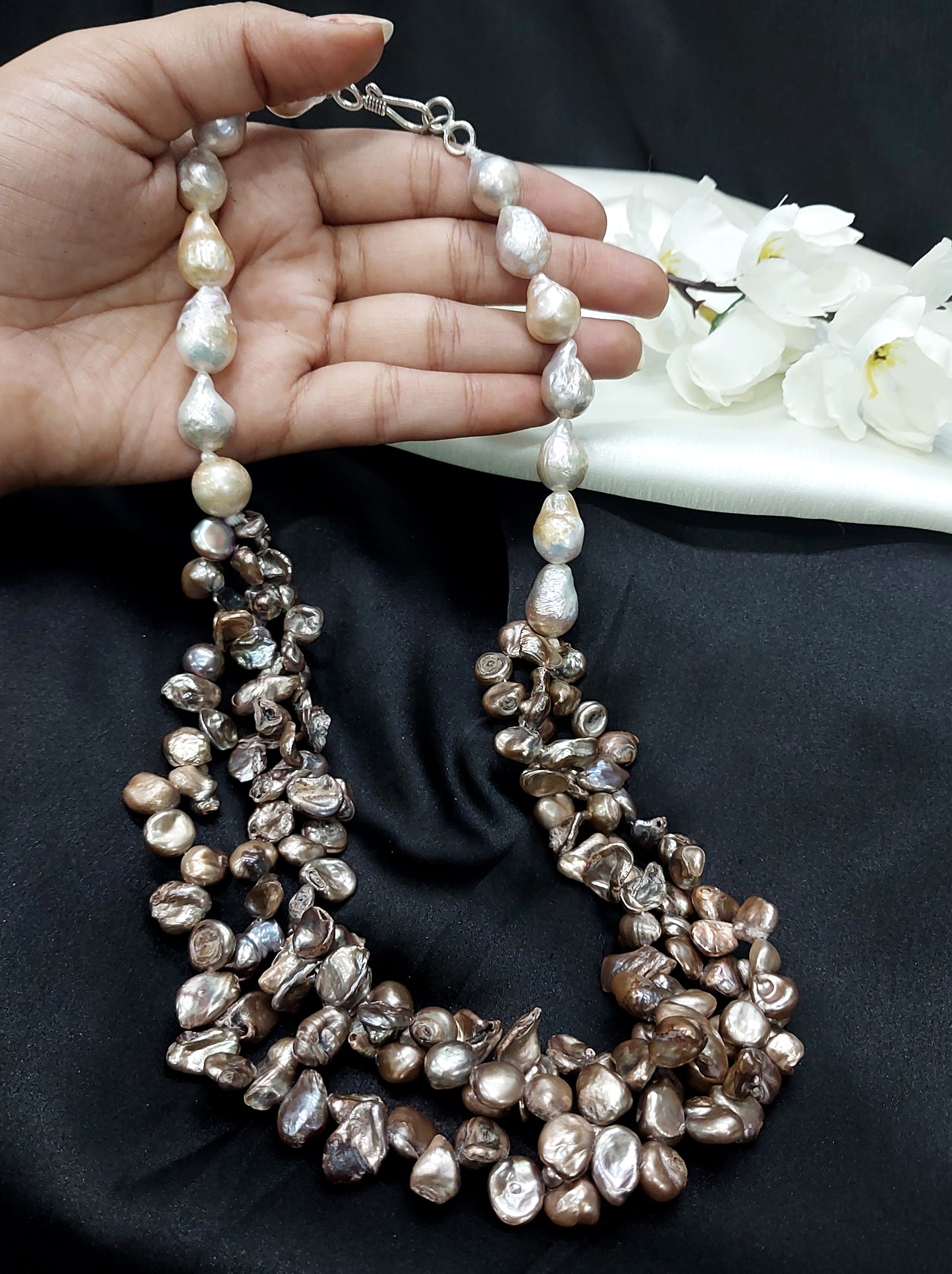 Willa Fresh Water Pearl Necklace