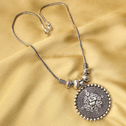 Imeora  Ganpati Pendant With 20 inch Chain