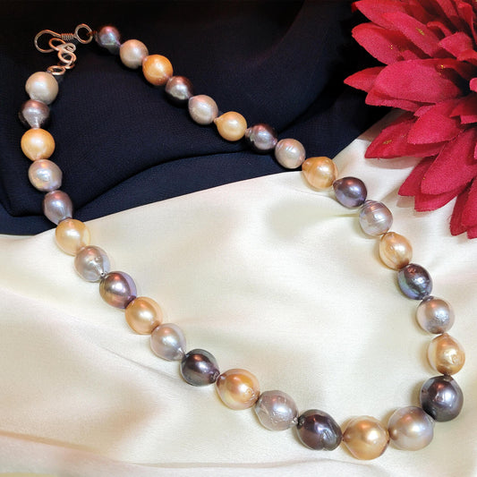 Leila Fresh Water Pearl Necklace