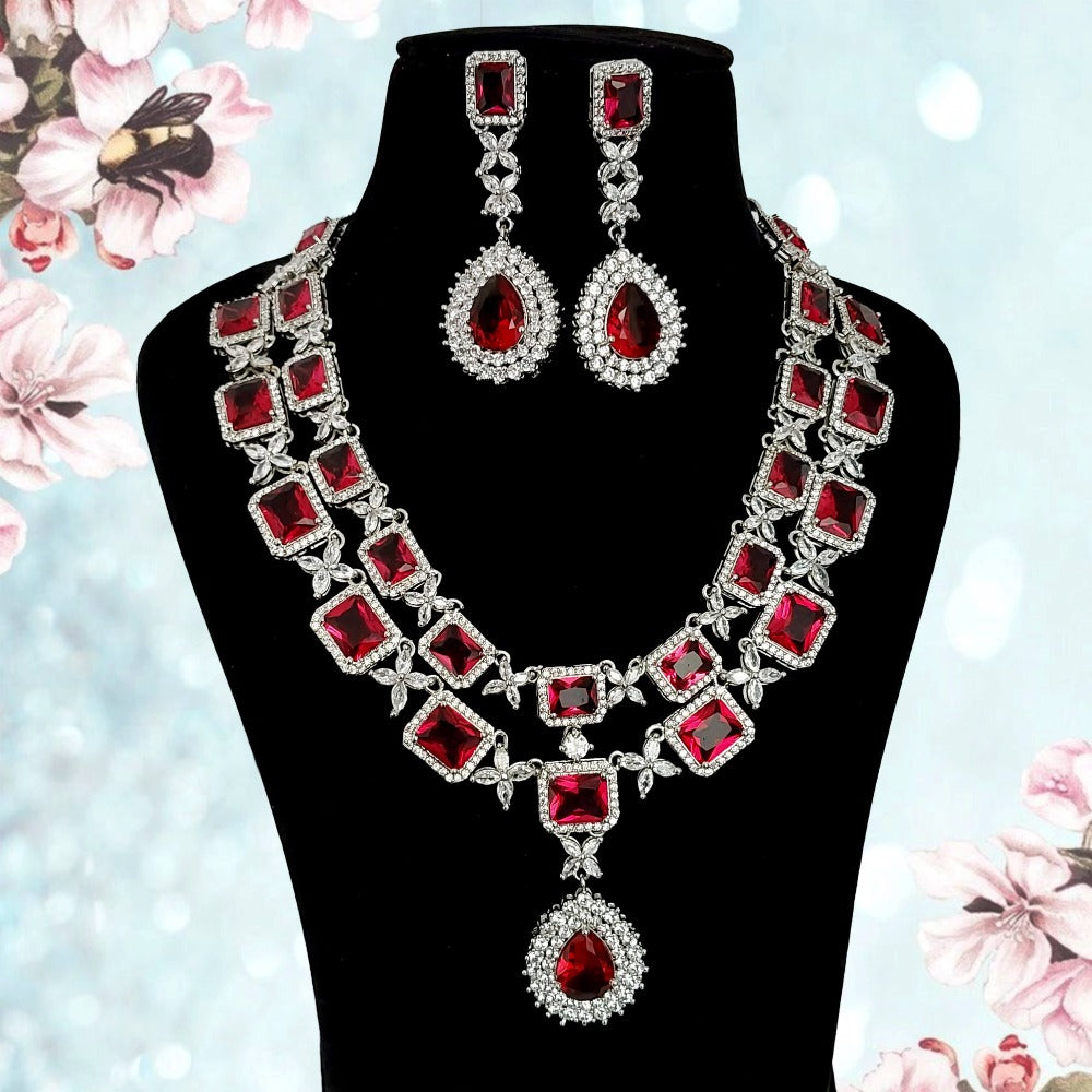 Vanessa Necklace Set